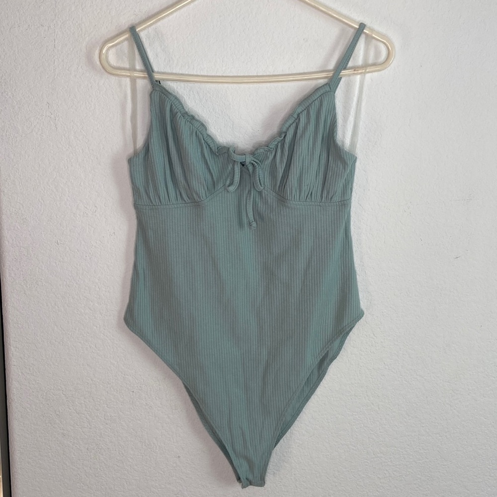 Bodysuit size M